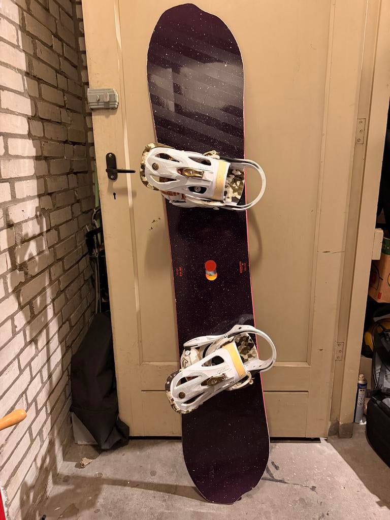 Bataleon Evil Twin Asym 156 + Burton Bindingen, Ophalen of Verzenden, Gebruikt, Board