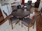 Massieve tafel met stoelen. Teab, Ophalen, Zo goed als nieuw