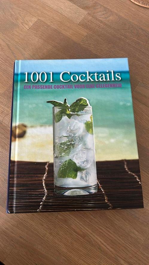 1001 Cocktails, Boeken, Kookboeken, Zo goed als nieuw, Ophalen of Verzenden