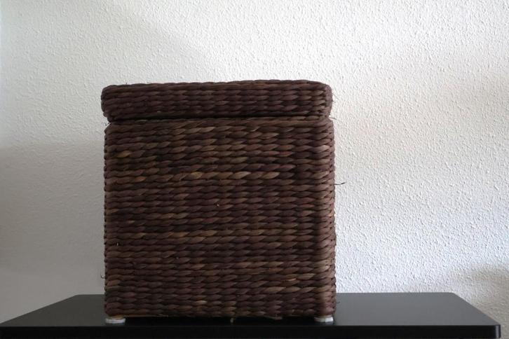 Opbergmand, Huis en Inrichting, Woonaccessoires | Schalen en Manden, Zo goed als nieuw, Mand, Vierkant, Overige materialen, Ophalen