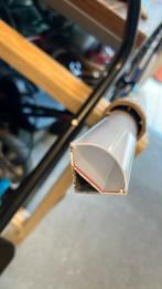 Aluminium profiel met kunststof afdekking voor lichtslang, Ophalen, Nieuw