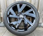 Originele 18 inch BERGAMO VW Golf 8 R-Line GTE GTI LM velgen, Ophalen, 18 inch, Banden en Velgen, Personenwagen