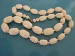Vintage ketting vroege kunststof., Ophalen of Verzenden, Zo goed als nieuw, Wit, Overige materialen