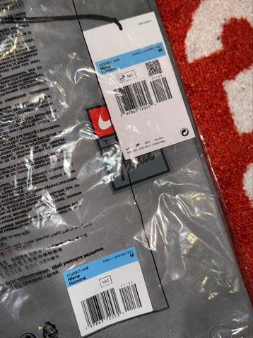 Patta x Nike t shirt M beschikbaar voor biedingen