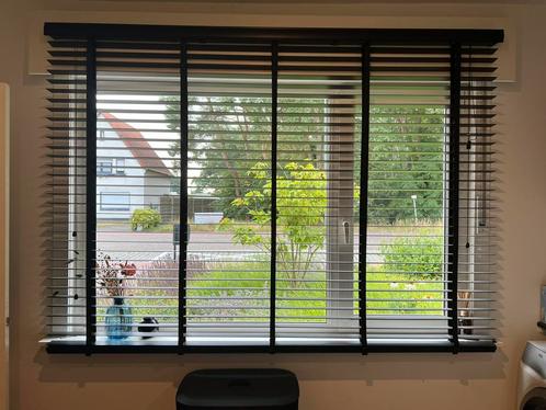 Zwarte jaloezien van de leenbakker 220x180cm, Huis en Inrichting, Stoffering | Gordijnen en Lamellen, Zo goed als nieuw, 150 tot 200 cm