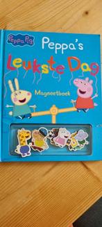 Magneet boek van peppa big! Interactief spelen, Boeken, Kinderboeken | Baby's en Peuters, Ophalen of Verzenden, Zo goed als nieuw