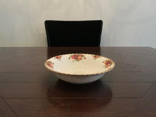 Royal Albert Old Country Rose serveerschaal, schaal, Huis en Inrichting, Keuken | Servies, Zo goed als nieuw, Schaal of Schalen