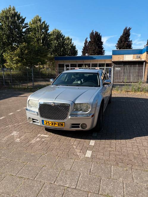 Chrysler 300C 5.7 I V8 Touring AWD AUT 2007 Grijs, Auto's, Chrysler, Particulier, 300C, 4x4, ABS, Airbags, Airconditioning, Alarm