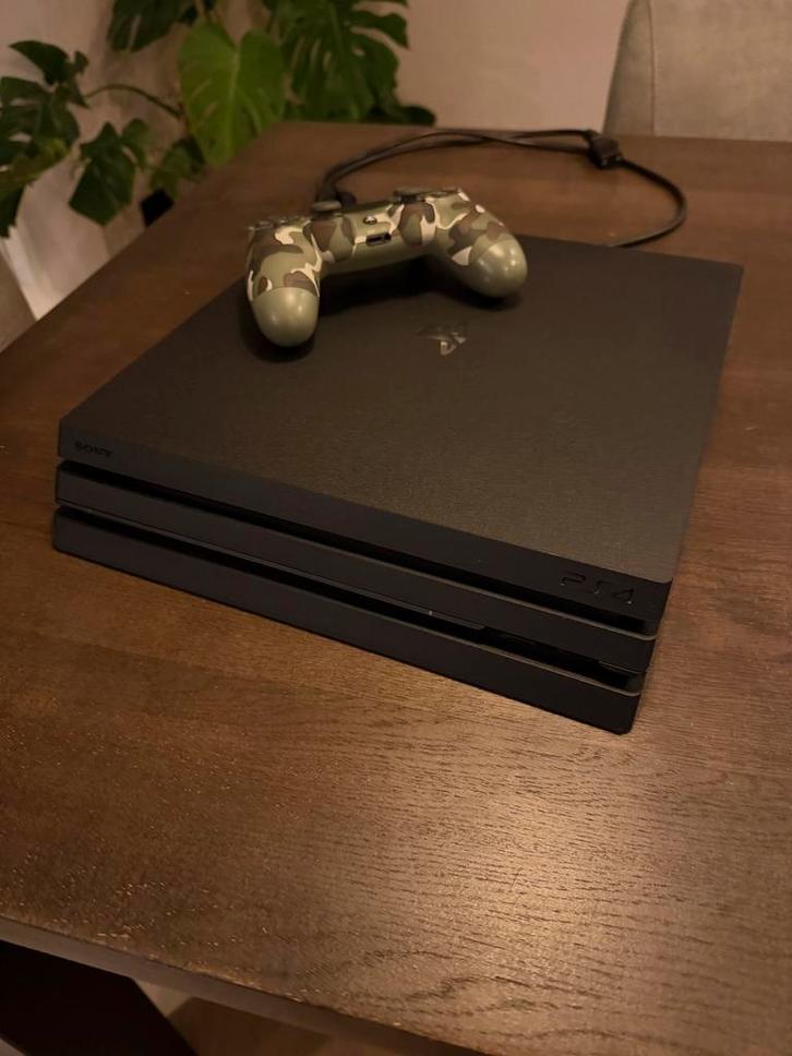 Playstation 4 Pro + Controller - Nette Staat, Spelcomputers en Games, Spelcomputers | Sony PlayStation 4, Gebruikt, Pro, 1 TB