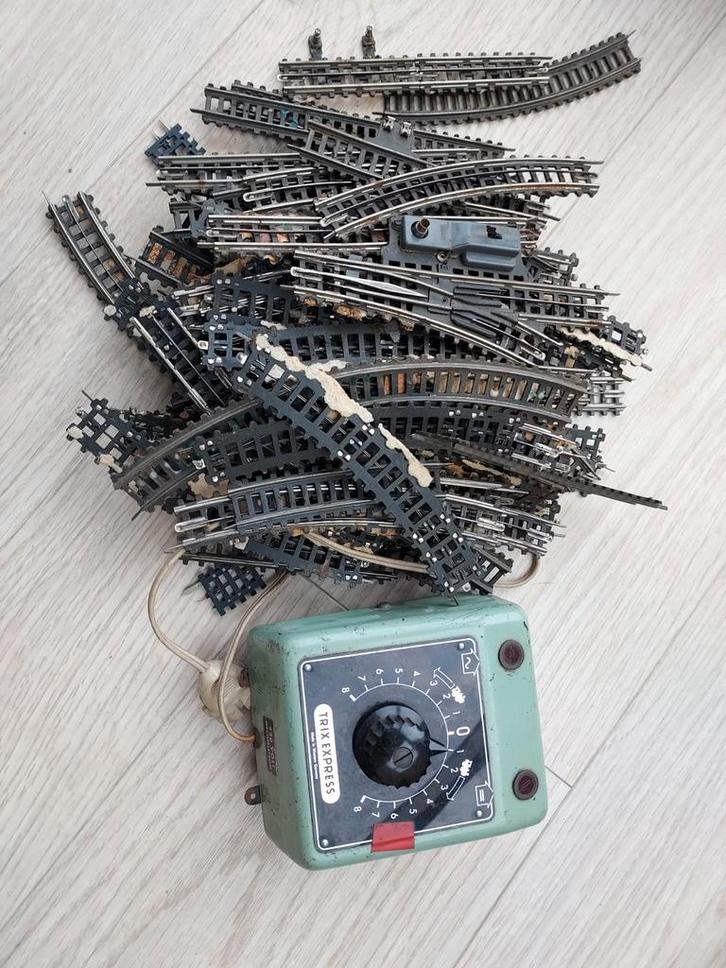 Trix Express Trafo + Vintage Rails, Hobby en Vrije tijd, Modeltreinen | H0, Gebruikt, Rails, Gelijkstroom of Wisselstroom, Trix