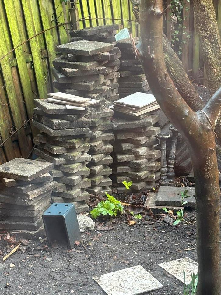 Stoeptegels 30x30 - ca. 20m2 - Gratis af te halen, Tuin en Terras, Tegels en Klinkers, Gebruikt, Terrastegels, Beton, 10 m² of meer