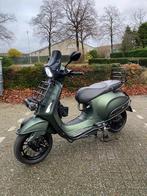 Vespa Sprint 80cc E4 45km brom scooter malossi zelioni, Fietsen en Brommers, Scooters | Vespa, Ophalen of Verzenden, Zo goed als nieuw