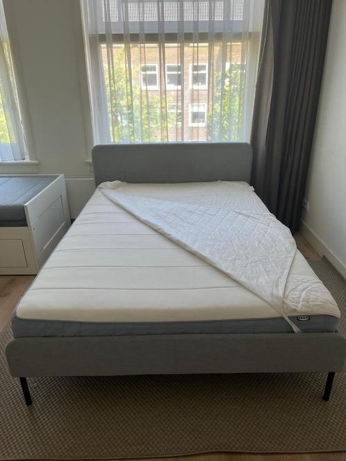 bed, Huis en Inrichting, Slaapkamer | Bedden, Zo goed als nieuw, Tweepersoons, 200 cm, Hout, Ophalen
