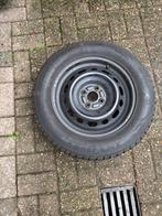 Winterbanden met stalen velg (4 gaats), Auto-onderdelen, Ophalen, Gebruikt, 15 inch, Banden en Velgen