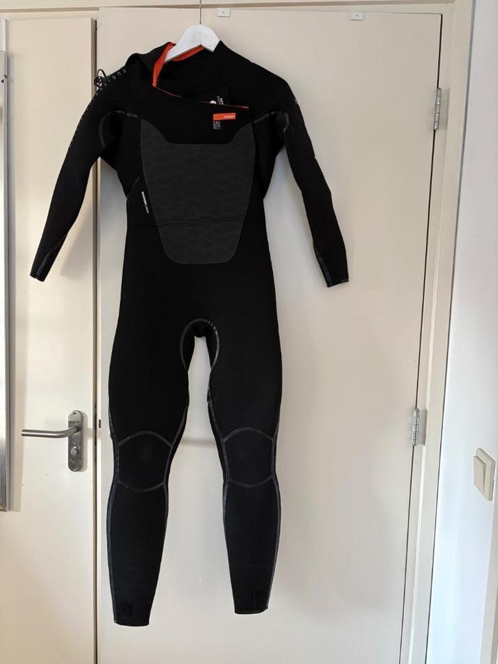 Kitesurf / surf Wetsuit Dames 6mm maat M / 38, Watersport en Boten, Kitesurfen, Zo goed als nieuw, Overige typen, 4 m² of minder