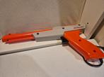 Originele Nintendo NES zapper gun, 1 speler, Racen en Vliegen, Ophalen of Verzenden, Zo goed als nieuw