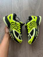 NIKE air PEGAsus2005 volt 37,5, Ophalen, Overige kleuren, Nike, Nieuw