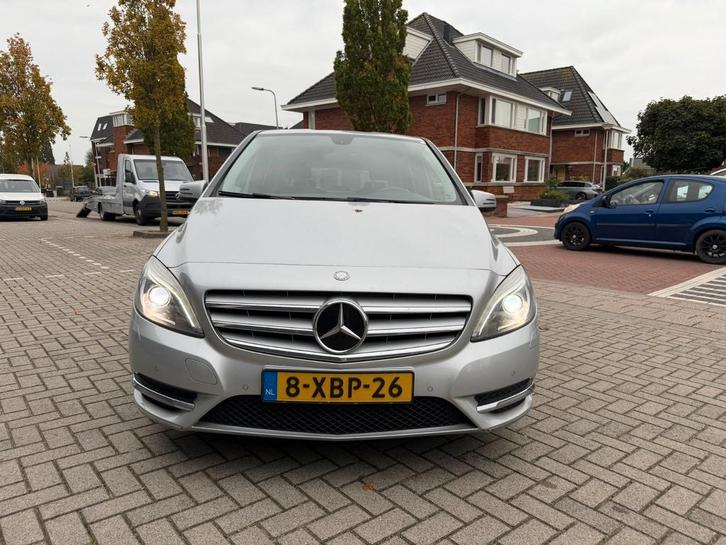 Mercedes-Benz B-Klasse 1.5 CDI B180 BE 5DRS 2014 Grijs, Auto's, Mercedes-Benz, Particulier, B-Klasse, Diesel, C, MPV, Handgeschakeld
