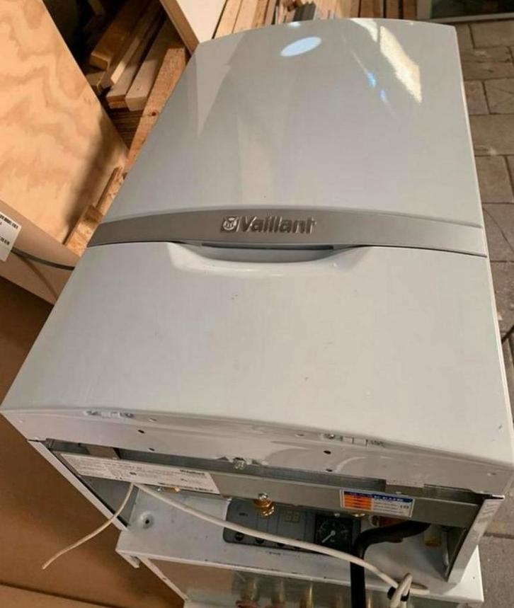 Vaillant ONDERDELEN ecoTEC plus VHR NL 25-30/5-5 L R6 CV, Doe-het-zelf en Verbouw, Geisers en Boilers, Gebruikt, Boiler, Minder dan 20 liter