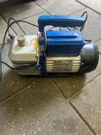 Vacuümpomp 2 traps, Doe-het-zelf en Verbouw, Compressors, Ophalen of Verzenden, Gebruikt, 6 tot 10 bar