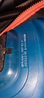 Sup itiwit blauw paars klein gaatje aan de bovenkant., Watersport en Boten, Ophalen, Gebruikt, Zeil, Minder dan 5 m²