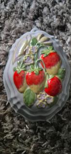 Antieke Porseleinen Puddingvorm Aardbeien, Verzenden