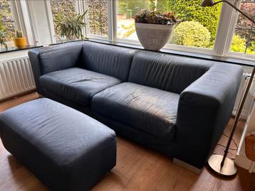 Lederen 3-zitsbank met hocker