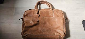 Te koop nette leren licht bruine  Burkely Laptop tas beschikbaar voor biedingen