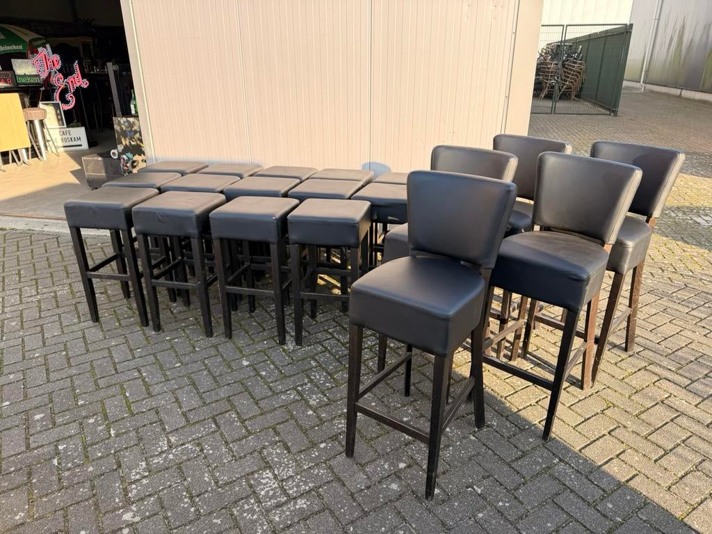 Barkrukken krukken cafe bar kroeg toog mancave, Huis en Inrichting, Barkrukken, Hout, Met voetsteun, 60 tot 90 cm, Ophalen of Verzenden