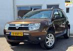 Dacia Duster 1.6 Lauréate 2wd Airco Trekhaak, Voorwielaandrijving, Euro 5, Stof, Gebruikt