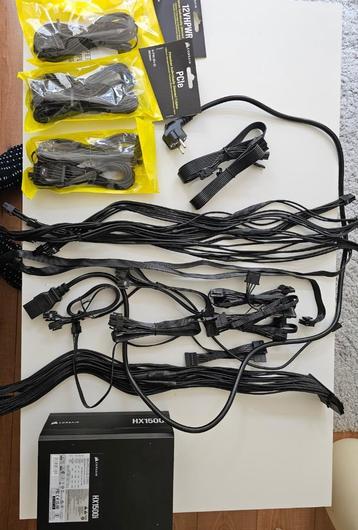 Corsair HX1500i + Extra Cables beschikbaar voor biedingen