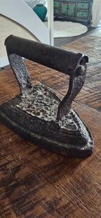 Antiek gietijzeren strijkijzer 19e eeuw, Antiek en Kunst, Antiek | Gereedschap en Instrumenten, Ophalen