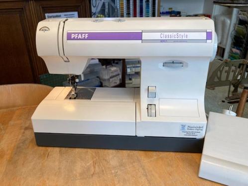 Pfaff Classic Style 1525 met boventransport (idt), Hobby en Vrije tijd, Naaimachines en Toebehoren, Zo goed als nieuw, Pfaff, Ophalen of Verzenden