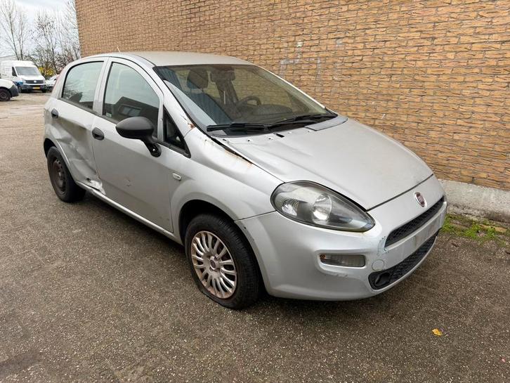 Fiat punto evo 1.4 cng benzine/ airco/ 2018/93dkm, Auto's, Fiat, Bedrijf, Ophalen