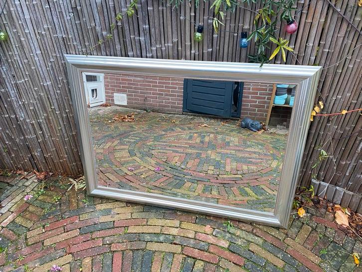IKEA Levanger Spiegel - 94x130 cm, Huis en Inrichting, Woonaccessoires | Spiegels, Zo goed als nieuw, 75 tot 100 cm, 100 tot 150 cm