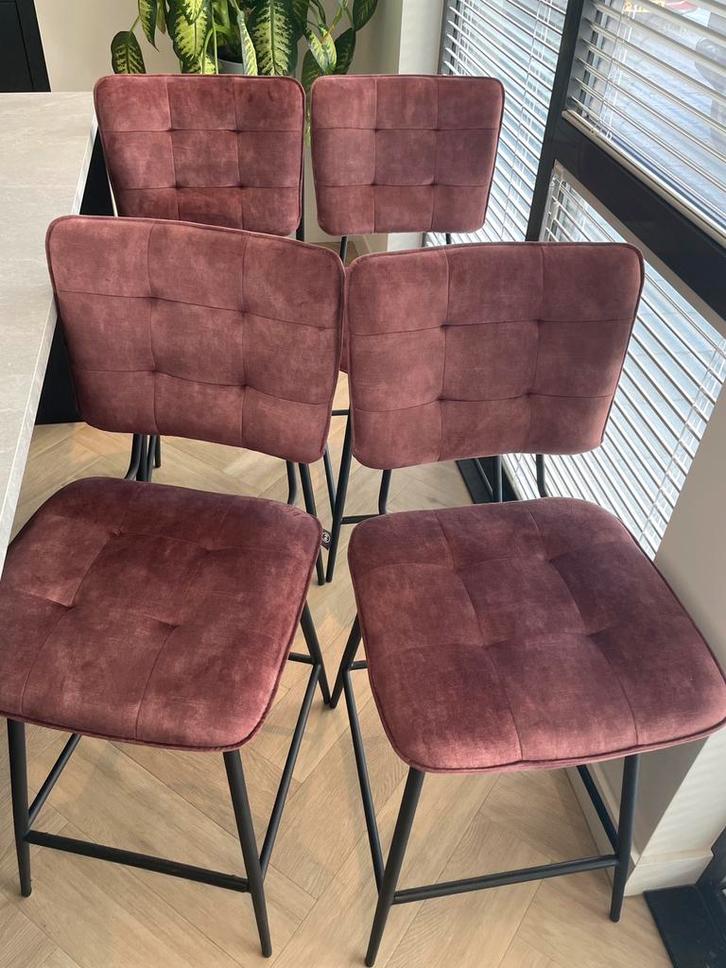 4 barstoelen Henders & Hazel Manou burgundy red (oud roze), Huis en Inrichting, Barkrukken, Zo goed als nieuw, 60 tot 90 cm, 4 krukken
