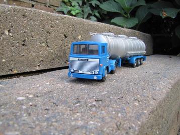 Tekno Scania 140 met vloeistoftanker Jawico Pijnacker. beschikbaar voor biedingen