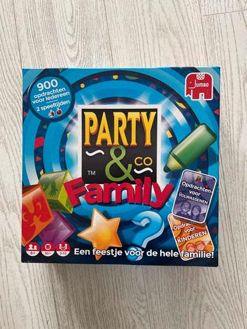 Party & Co Family - Leuk familiespel! beschikbaar voor biedingen