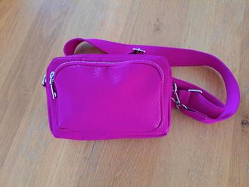 Zomers handtasje fuchsia  beschikbaar voor biedingen