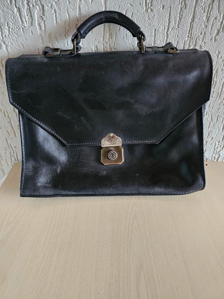 Vintage leren aktetas, Sieraden, Tassen en Uiterlijk, Tassen | Schoudertassen, Gebruikt, Zwart, Leer, Ophalen of Verzenden