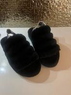 Ugg pantoffels, Kleding | Dames, Schoenen, UGG, Zwart, Nieuw, Ophalen of Verzenden