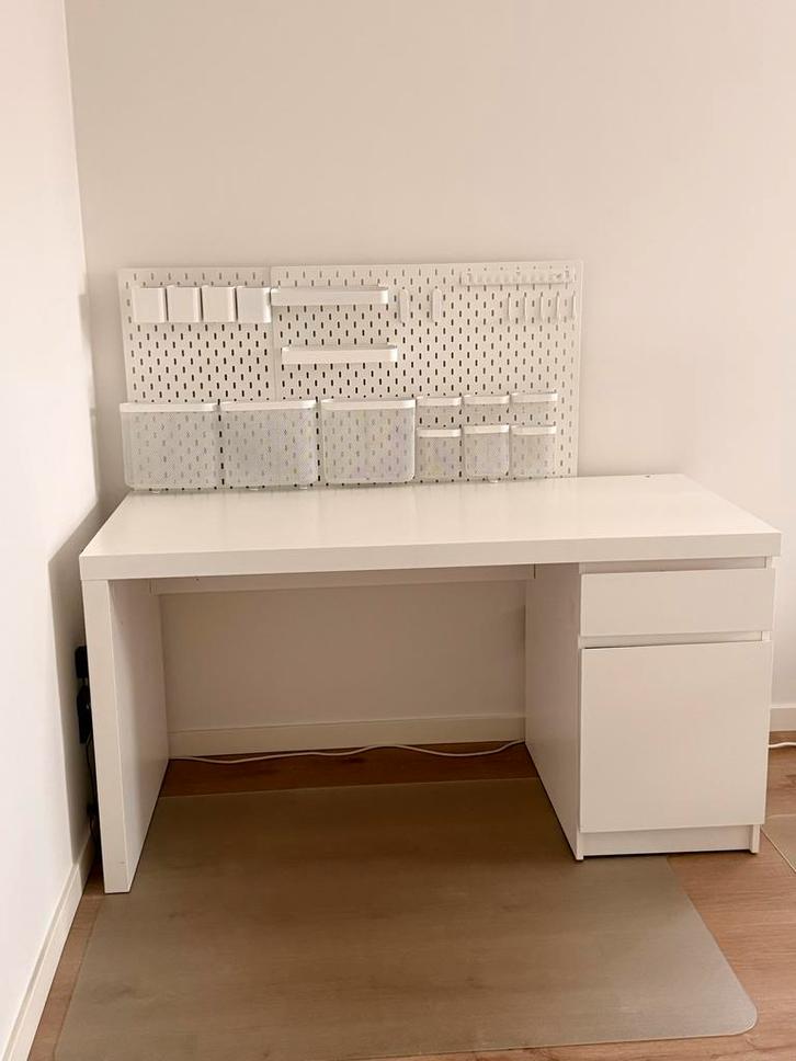 Ikea Malm Bureau - Wit, Huis en Inrichting, Bureaus, Gebruikt, Bureau, Ophalen