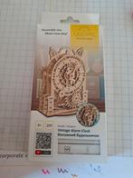 Ugears alarm klok modeldoos, Ophalen of Verzenden, Zo goed als nieuw, Groter dan 1:32