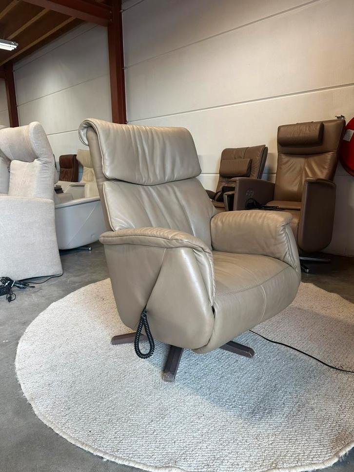 Relaxfauteuil , leren relax fauteuil stoel Prominent, Huis en Inrichting, Fauteuils, Zo goed als nieuw, Leer, 75 tot 100 cm, 75 tot 100 cm