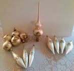 Oude glazen gedecoreerde champagne kleur kerstballen en piek, Ophalen of Verzenden, Gebruikt