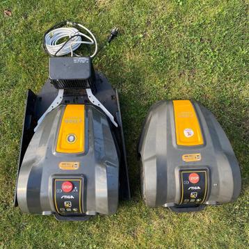 2x Stiga | Autoclip M3 | 2019 | 300m2 | Robotmaaier beschikbaar voor biedingen