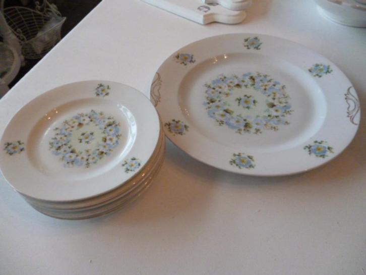 Brocante gebakstel blauwe bloementjes, Antiek en Kunst, Curiosa en Brocante, Ophalen of Verzenden