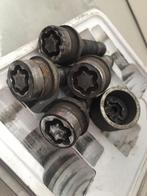 Slot bouten afkomstig van mercedes, Ophalen of Verzenden