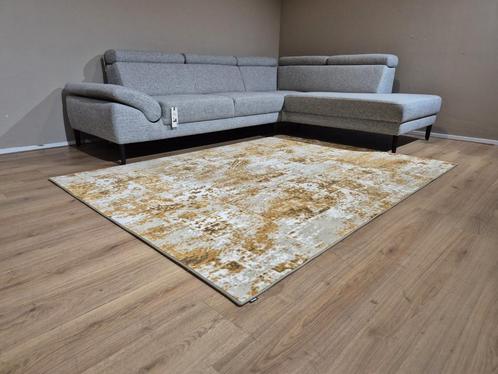 50% KORTING! NIEUW - Montel Vloerkleed Bellows - Geel, Huis en Inrichting, Stoffering | Tapijten en Kleden, Nieuw, 150 tot 200 cm