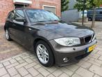 BMW 1-serie 118i, 1-Serie, Achterwielaandrijving, 4 cilinders, Grijs